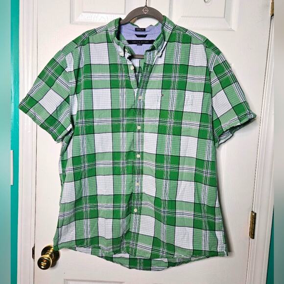 Tommy Hilfiger green & white short-sleeved plaid button up‎ size XL - Picture 1 of 5